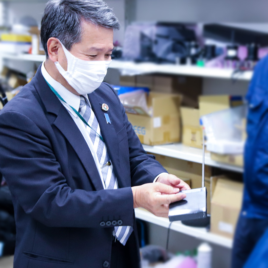 企画職職社員1